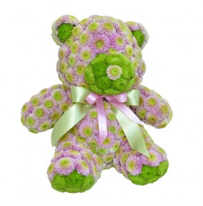 Teddy bear made of flowers