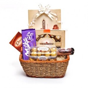 Order gift basket with chocolate to Russia, Ukraine, Belarus, Moldova