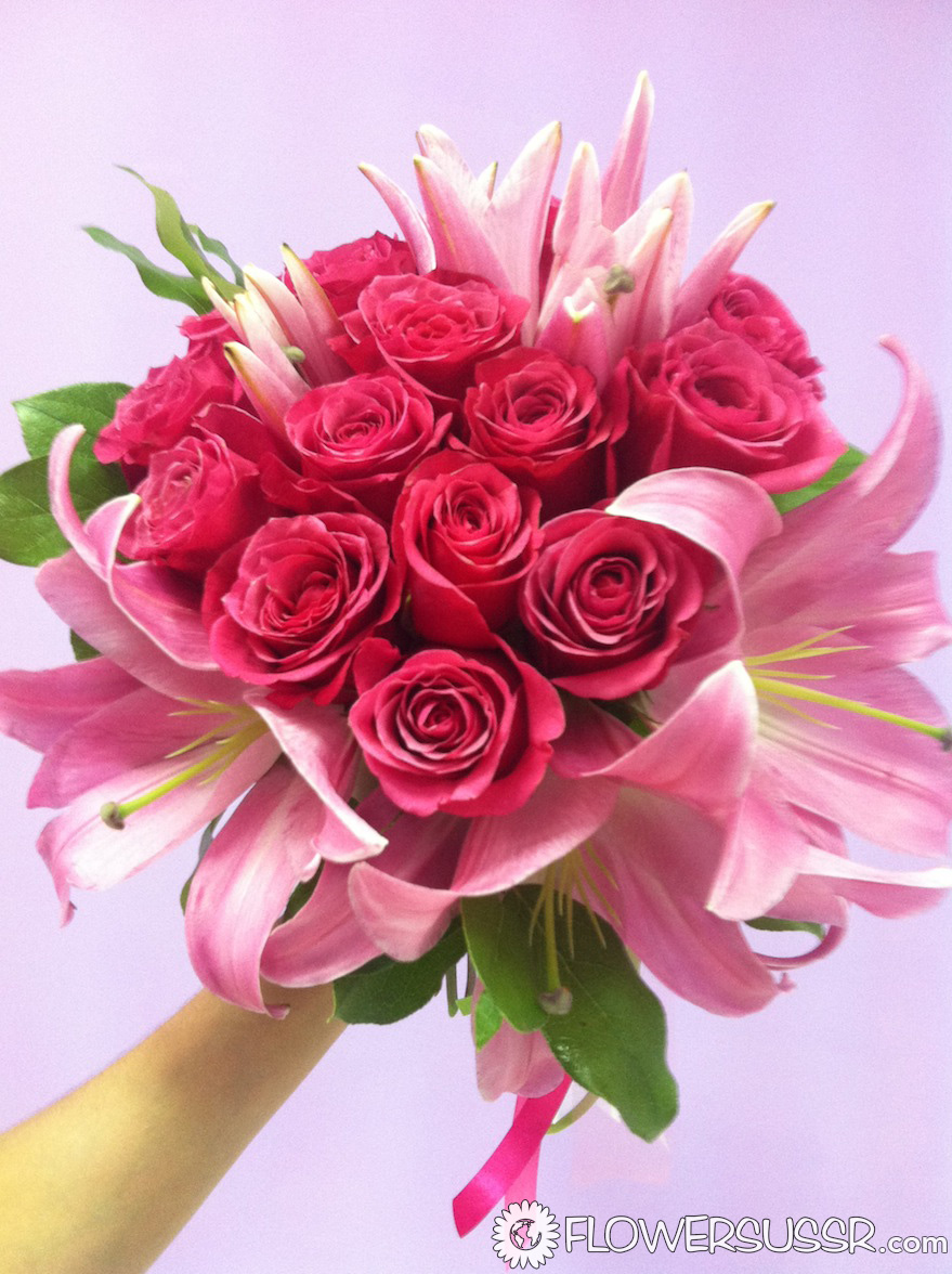 How to Send Flowers to Russia and Ukraine FlowersUSSR