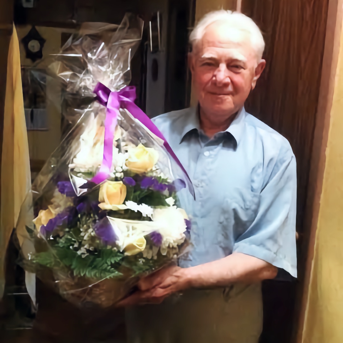 Order flowers to your loved ones in Russia